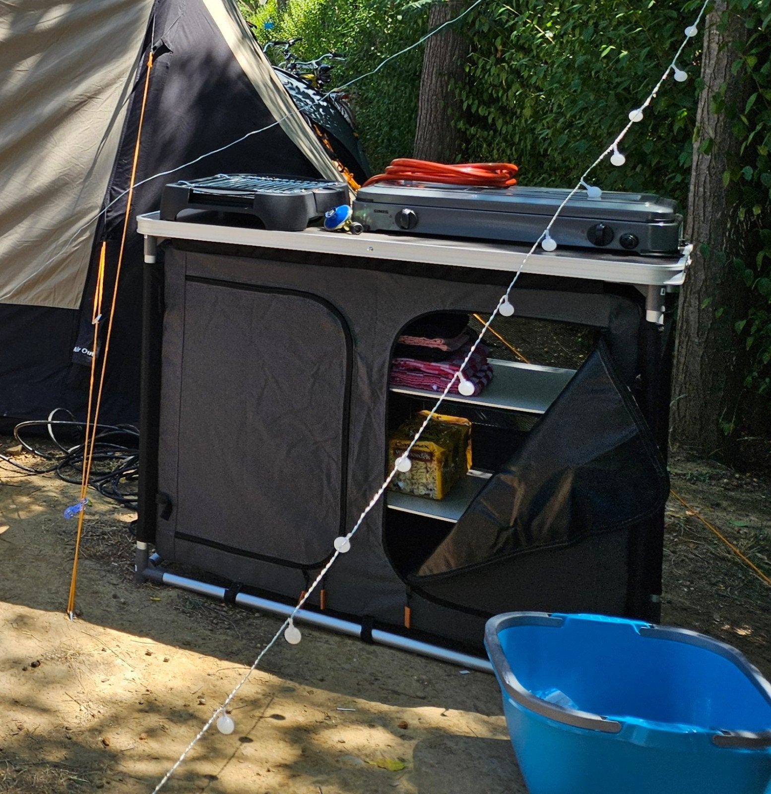 Campingkast / campingkeuken, Ophalen, Zo goed als nieuw, Campingkast