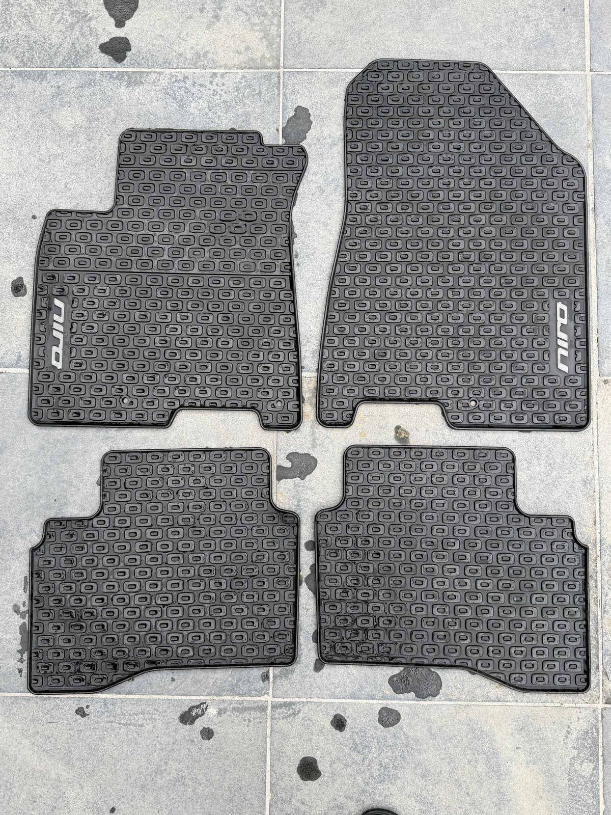 Rubberen automatten set voor Kia Niro PHEV, Auto diversen, Ophalen, Zo goed als nieuw