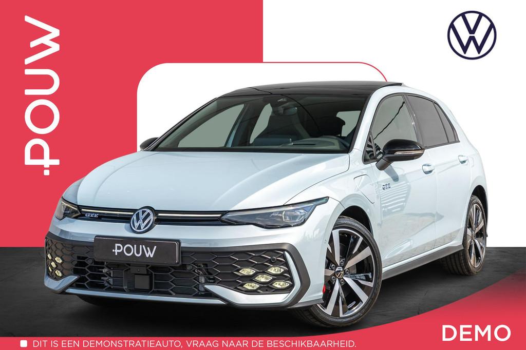 Volkswagen Golf GTE 1.5 272pk eHybrid | Panoramadak | Head-u, Auto's, 12 maanden, Stof, 1498 cc, 26 kWh