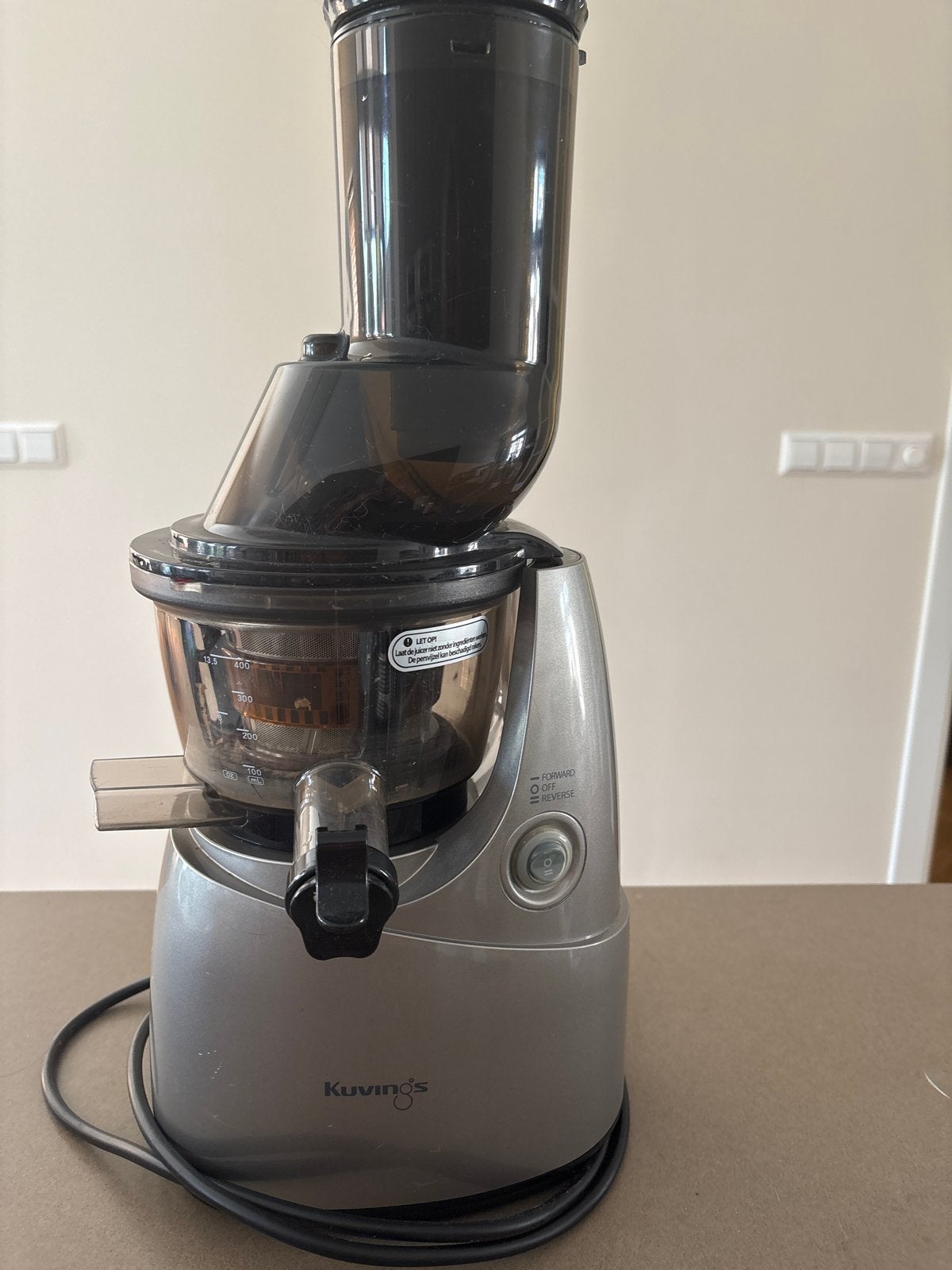 Kuvings Slowjuicer - goede staat - compleet, Witgoed en Apparatuur, Ophalen, Gebruikt, Elektrisch, Slowjuicer