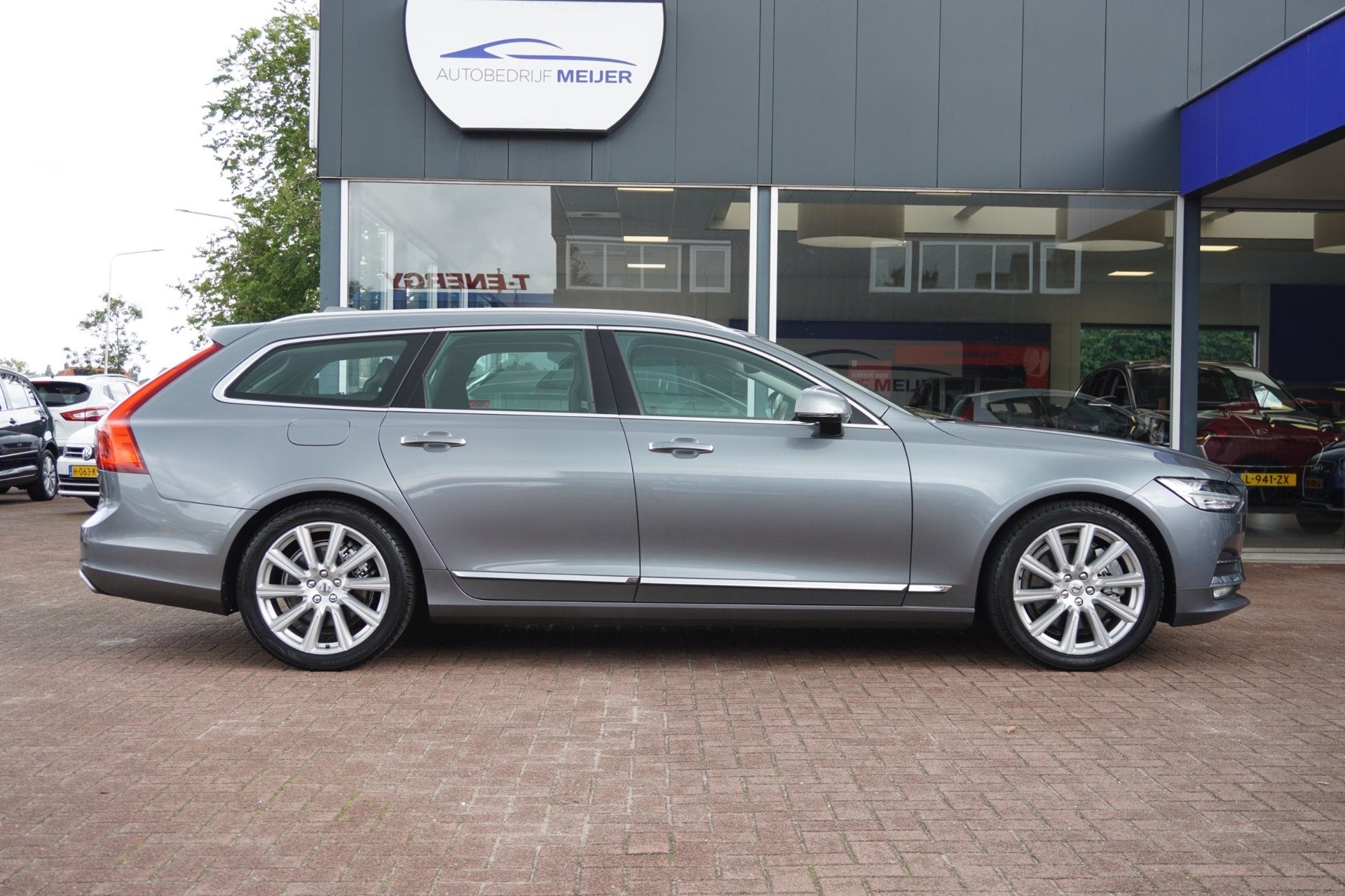 Volvo V90 2.0 D5 AWD Inscription | Automaat | Navigatie | Ai, Auto's, Volvo, Dealer onderhouden, 4 cilinders, 1969 cc, Diesel