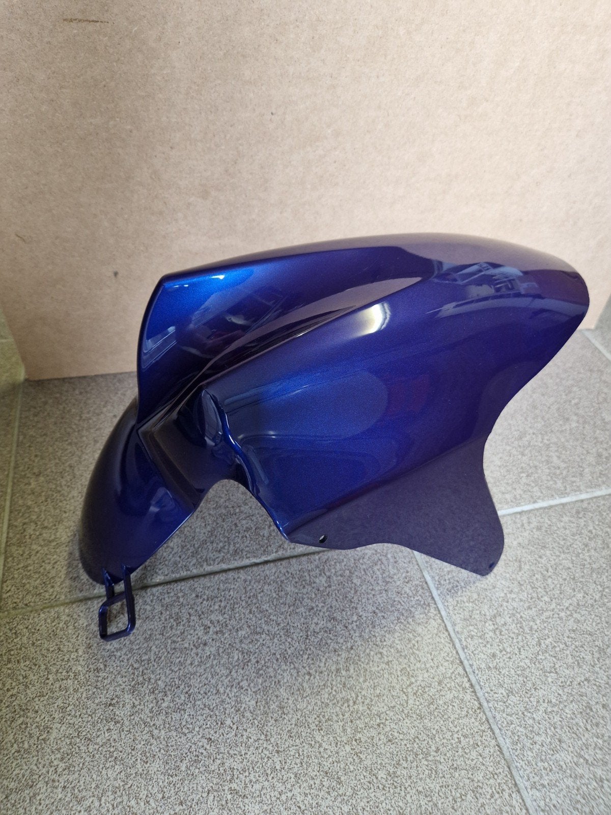 Nieuw NOS Yamaha Aerox spatbord voorspatbord 1998 1999, Fietsen en Brommers, Brommeronderdelen | Scooters, Ophalen of Verzenden