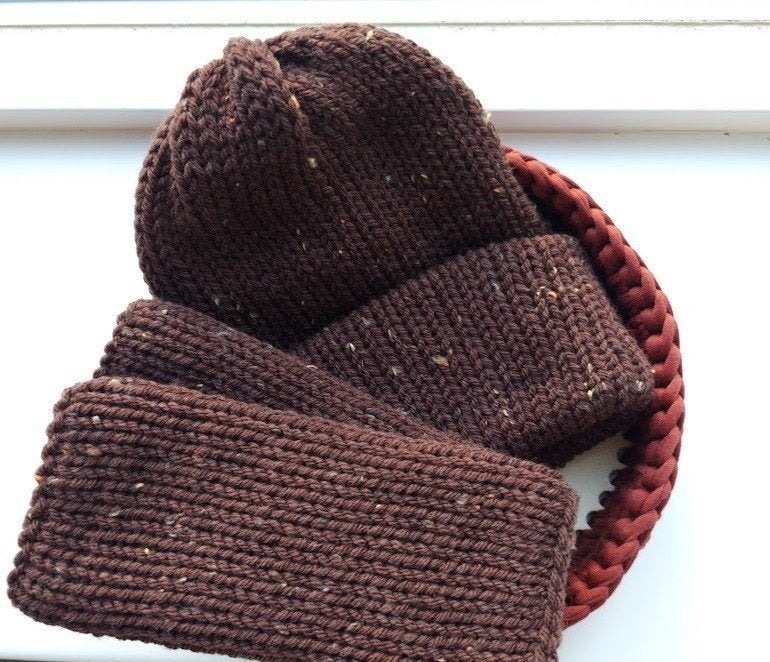 Bruine tweed muts met vingerloze handschoenen | handgemaakt, Kleding | Dames, Maat 38/40 (M), Nieuw, Ophalen of Verzenden, Handgemaakt