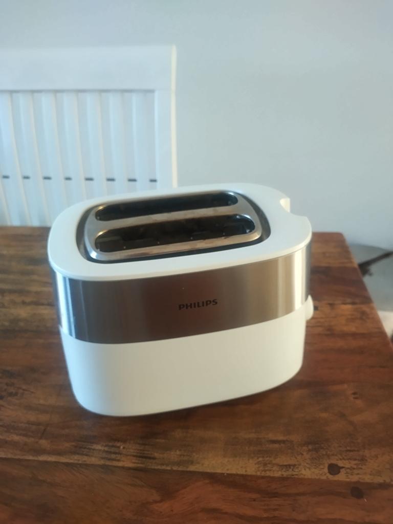 Philips Broodrooster Daily Collection - Zo goed als nieuw, Ophalen of Verzenden, Zo goed als nieuw, Uitneembare kruimellade