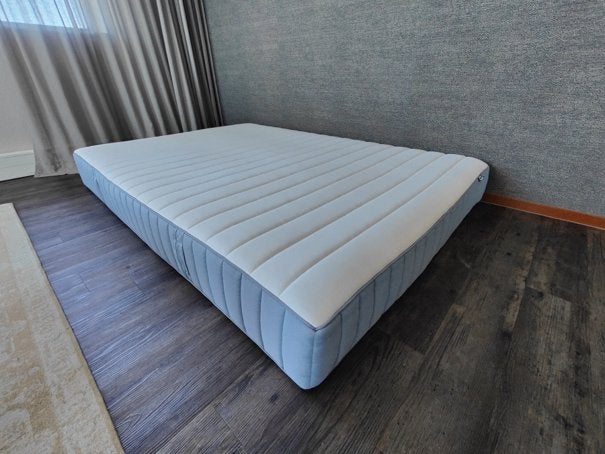 IKEA VALEVAG matras 140 x 200 cm, Ophalen, Tweepersoons, 140 cm, Zo goed als nieuw
