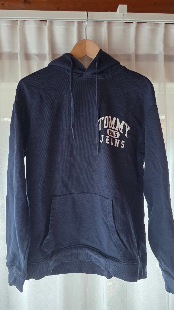 Donkerblauwe hoodie Tommy Hilfiger jeans maat XS, Kleding | Heren, Truien en Vesten, Blauw, Ophalen of Verzenden, Zo goed als nieuw