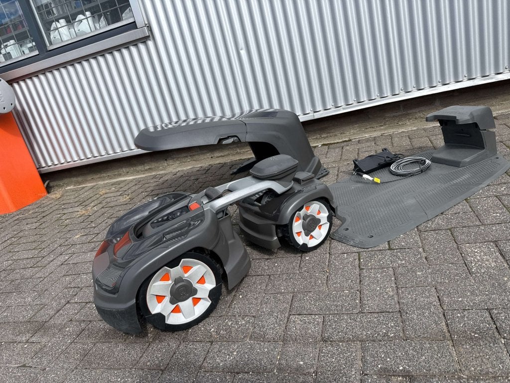 Husqvarna Automower® 435X AWD NERA met draadloze technologie, Ophalen, Jool-Hulstraat 20-22, 1305AC Almere, Nieuw, Husqvarna