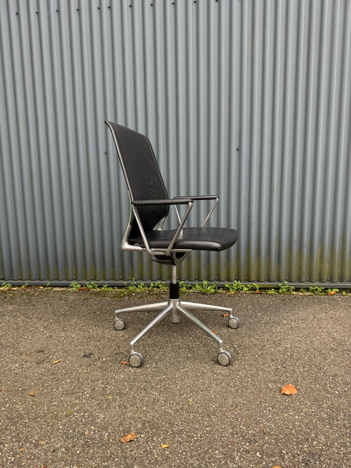 Vitra Meda Bureaustoel / vergaderstoel, Ophalen, Gebruikt, Zwart, Bureaustoel