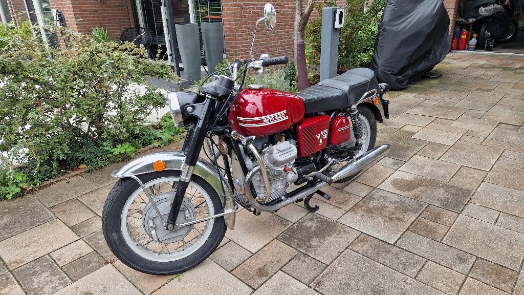 Motorfiets Moto Guzzi 850 GT 1972, 2 cilinders, LED Verlichting, Motorrijbewijs A, Gebruikt