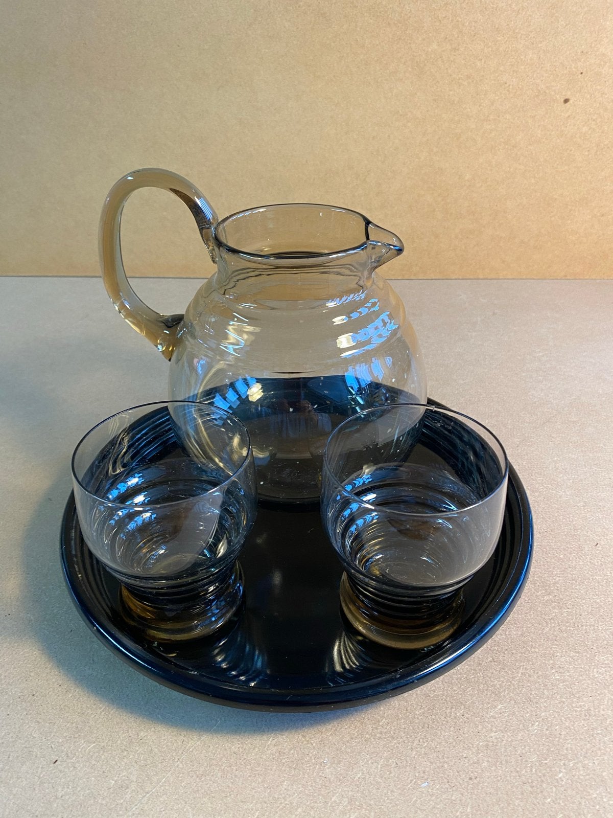 Vintage Glazen Karaf met Twee Glazen en Dienblad, Antiek en Kunst, Ophalen