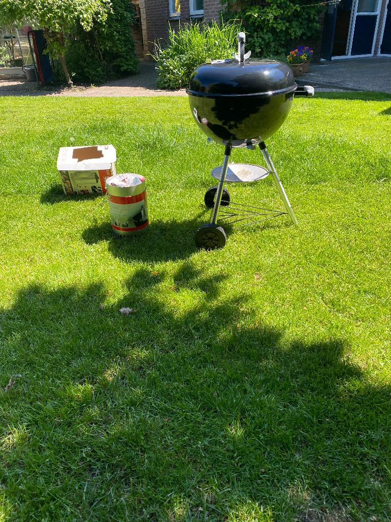 Weber BBQ   47 cm + Weber Rapid fire, Ophalen, Zo goed als nieuw, WEBER BBQ, Met accessoires