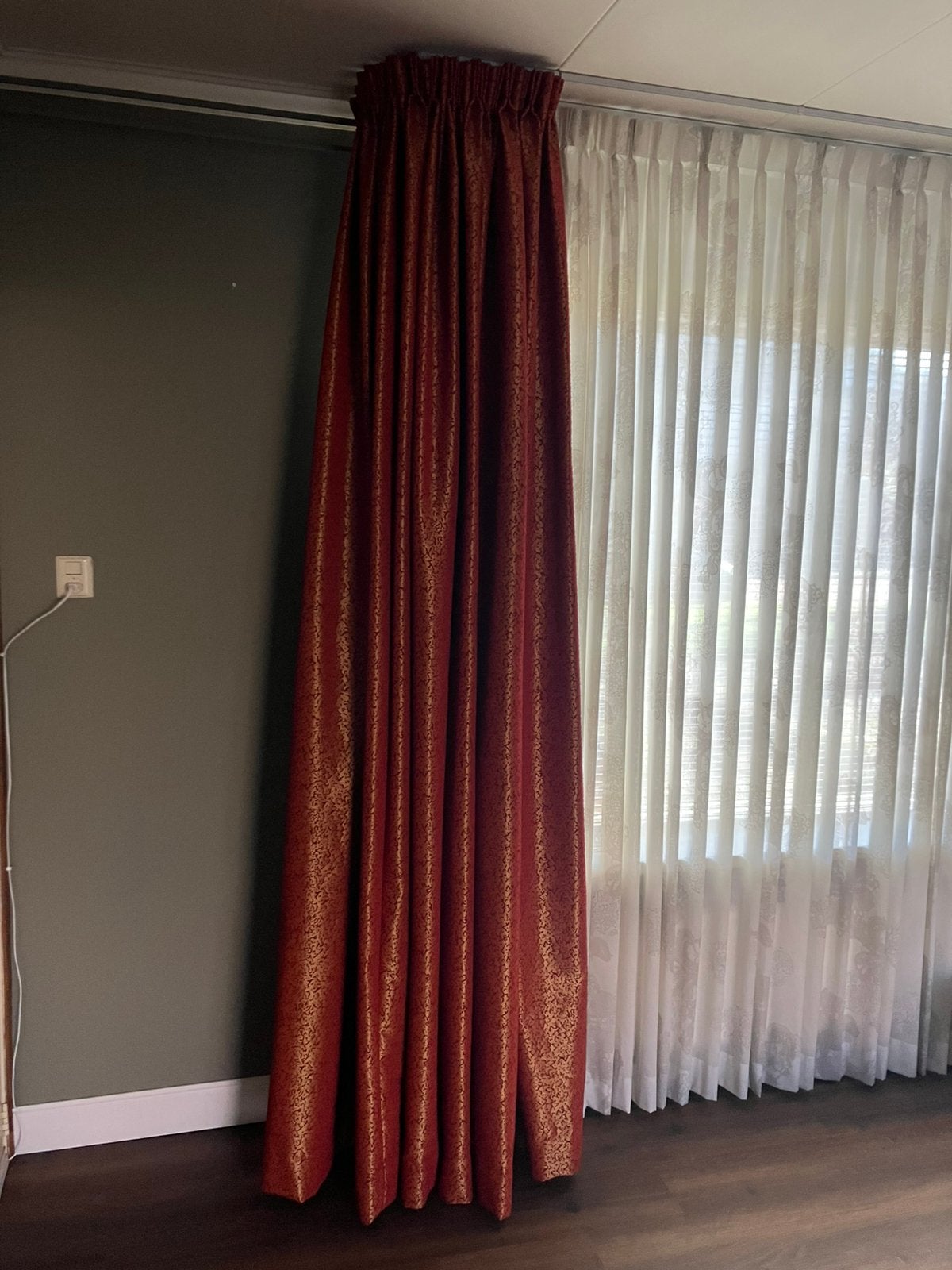 Rode gordijnen, Huis en Inrichting, Stoffering | Gordijnen en Lamellen, Gebruikt, Kwantum, 230 cm, Rood