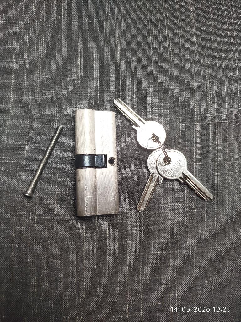 cilinder 40/40 mm. Nieuw met 3 sleutels, Ophalen, Nieuw, Koper of Messing, Slot