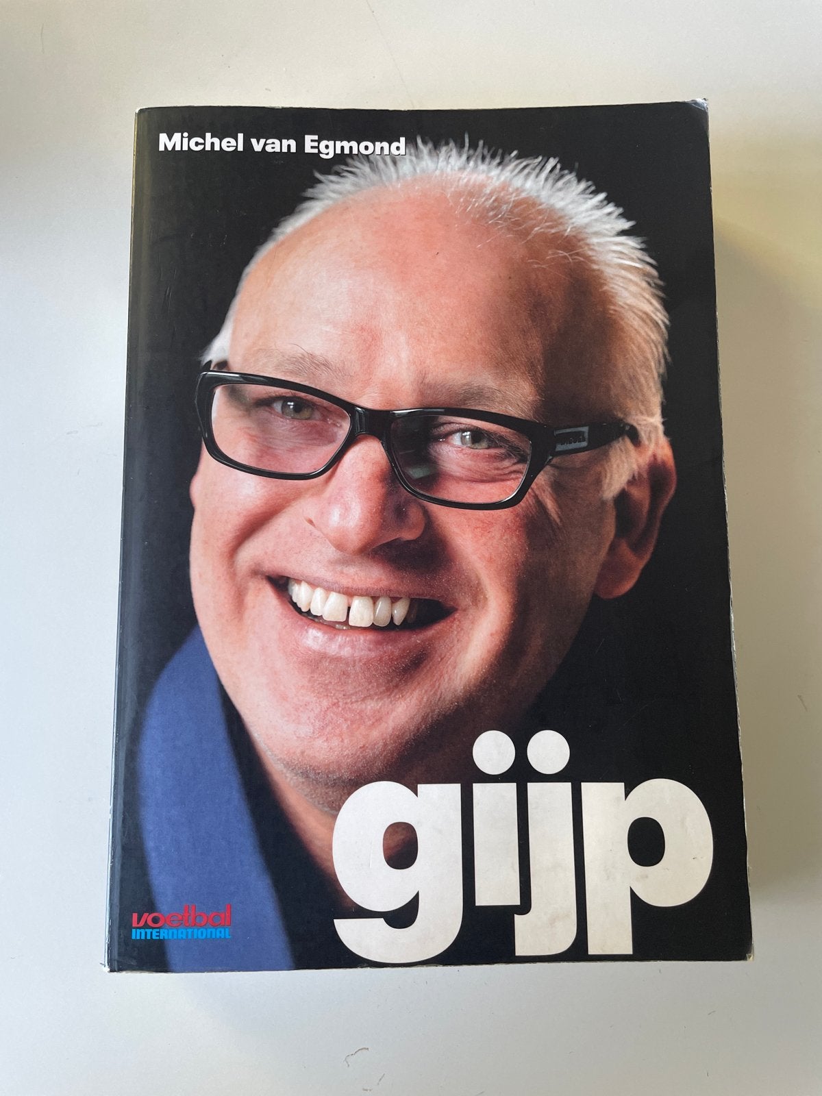Gijp - Boek over René van der Gijp door Michel van Egmond, Ophalen of Verzenden, Gelezen, Overige sporten
