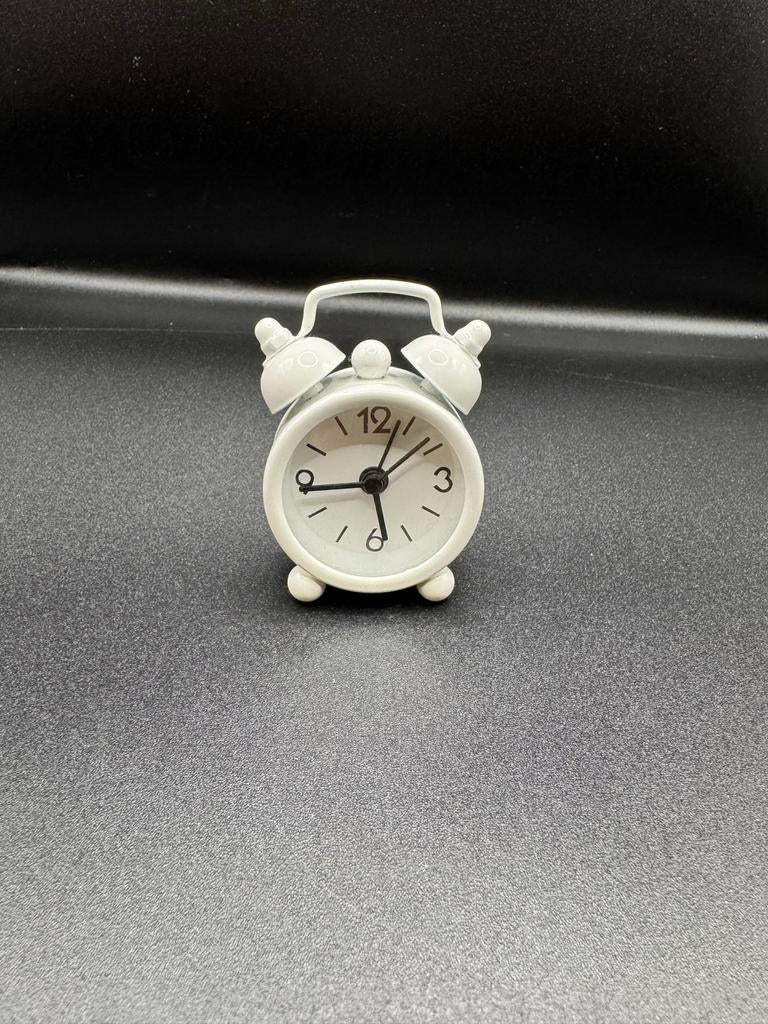 Mini metalen wekker - Compact en stijlvol, Witgoed en Apparatuur, Wekkers, Verzenden, Nieuw, Analoog