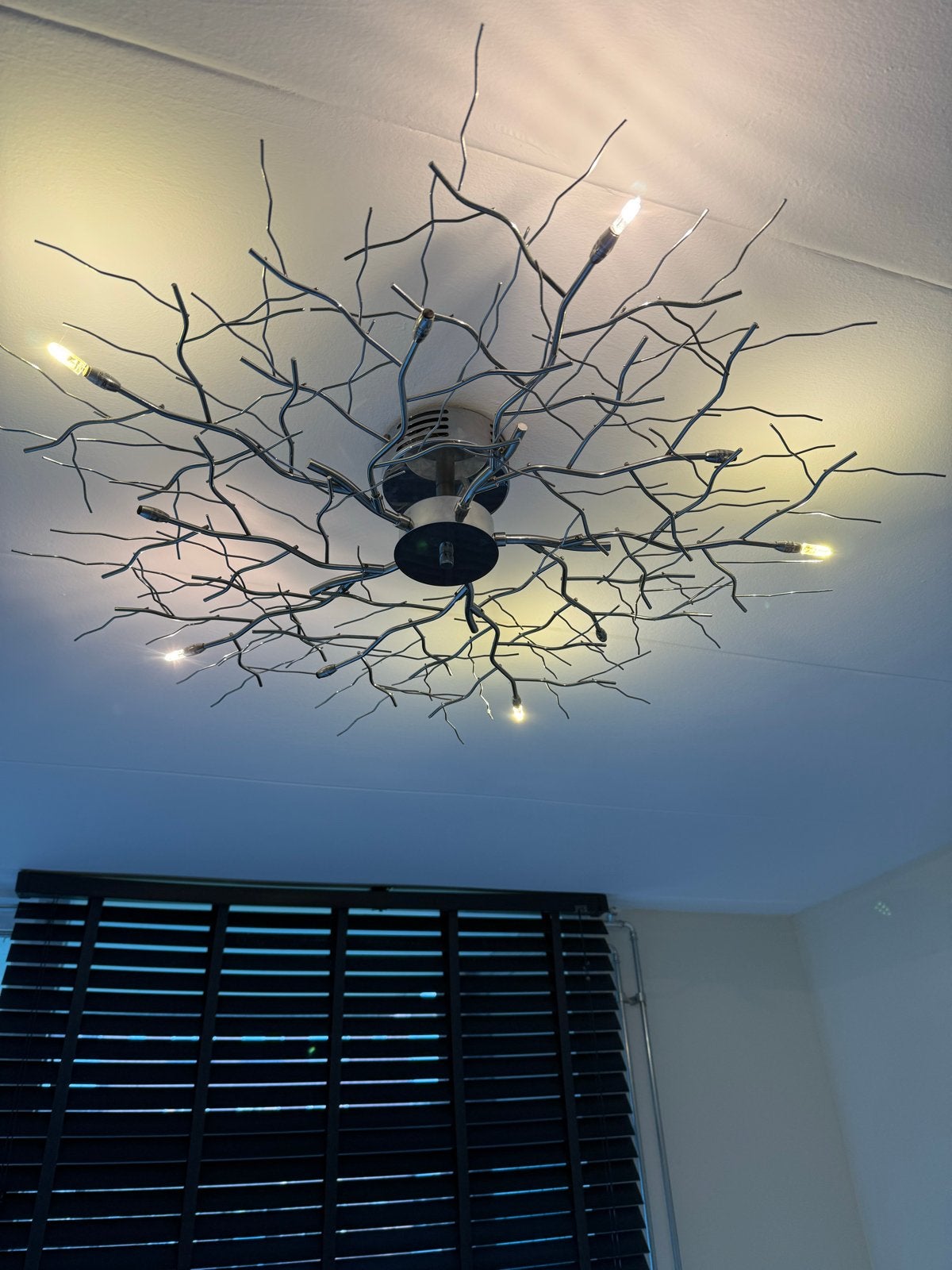 Moderne plafondlamp 'Boomtak' design, Huis en Inrichting, Ophalen of Verzenden, Zo goed als nieuw, Metaal