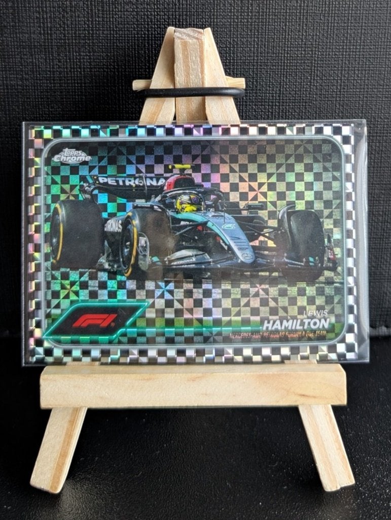 2024 Topps Chrome  Lewis hamilton 66 Checker, Ophalen of Verzenden, Nieuw, Formule 1