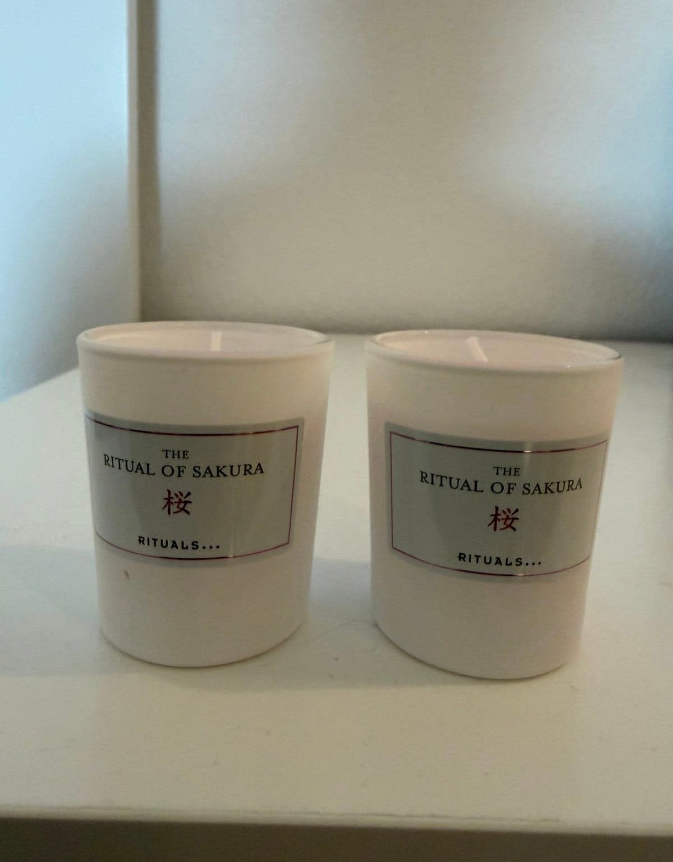 Nieuw Rituals Sakura mini geurkaars kaars, Huis en Inrichting, Woonaccessoires | Kandelaars en Kaarsen, Ophalen of Verzenden, Kaars