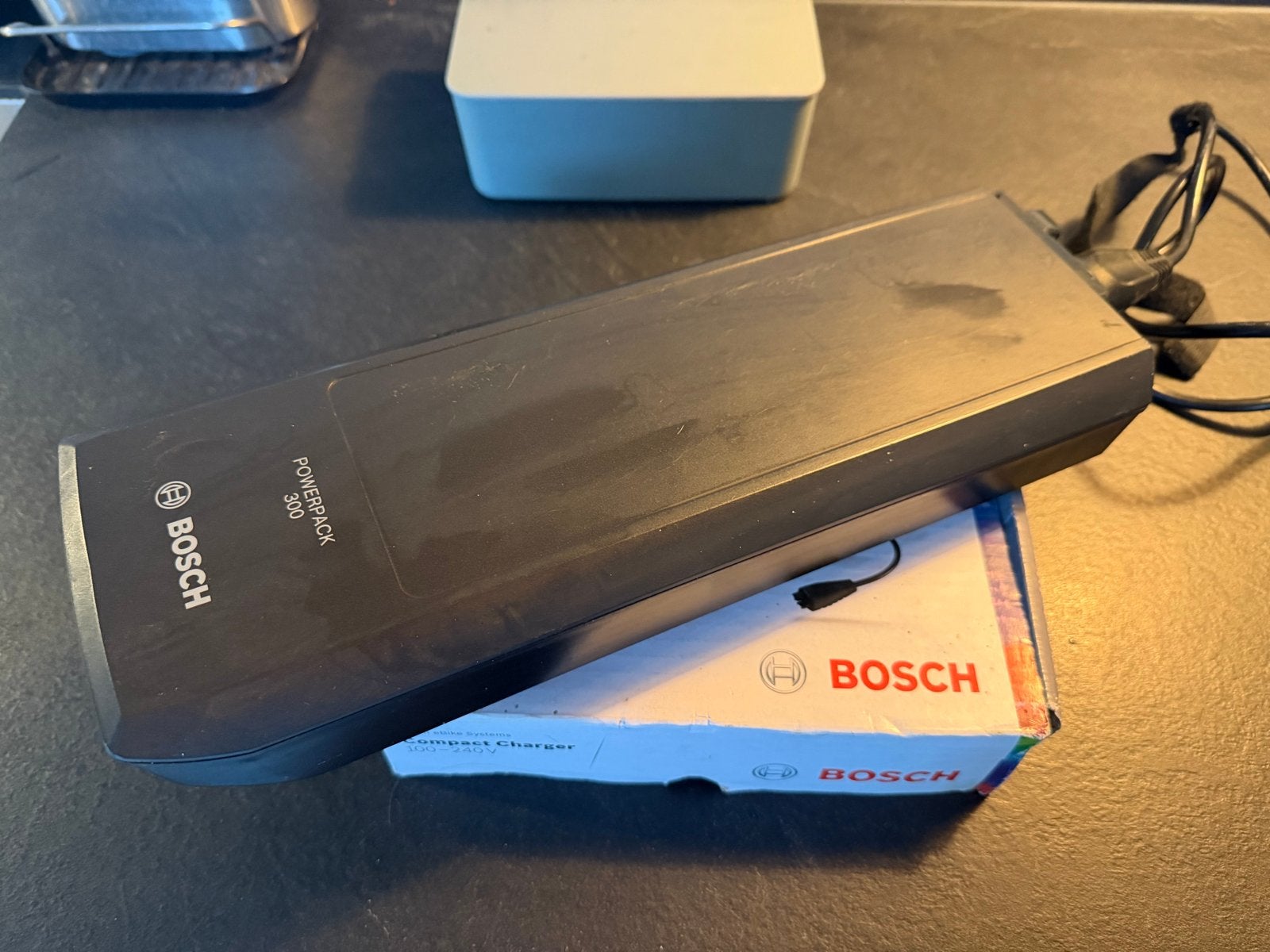 Bosch Powerpack 300 + Oplader - Zeer Goede Conditie, Zo goed als nieuw