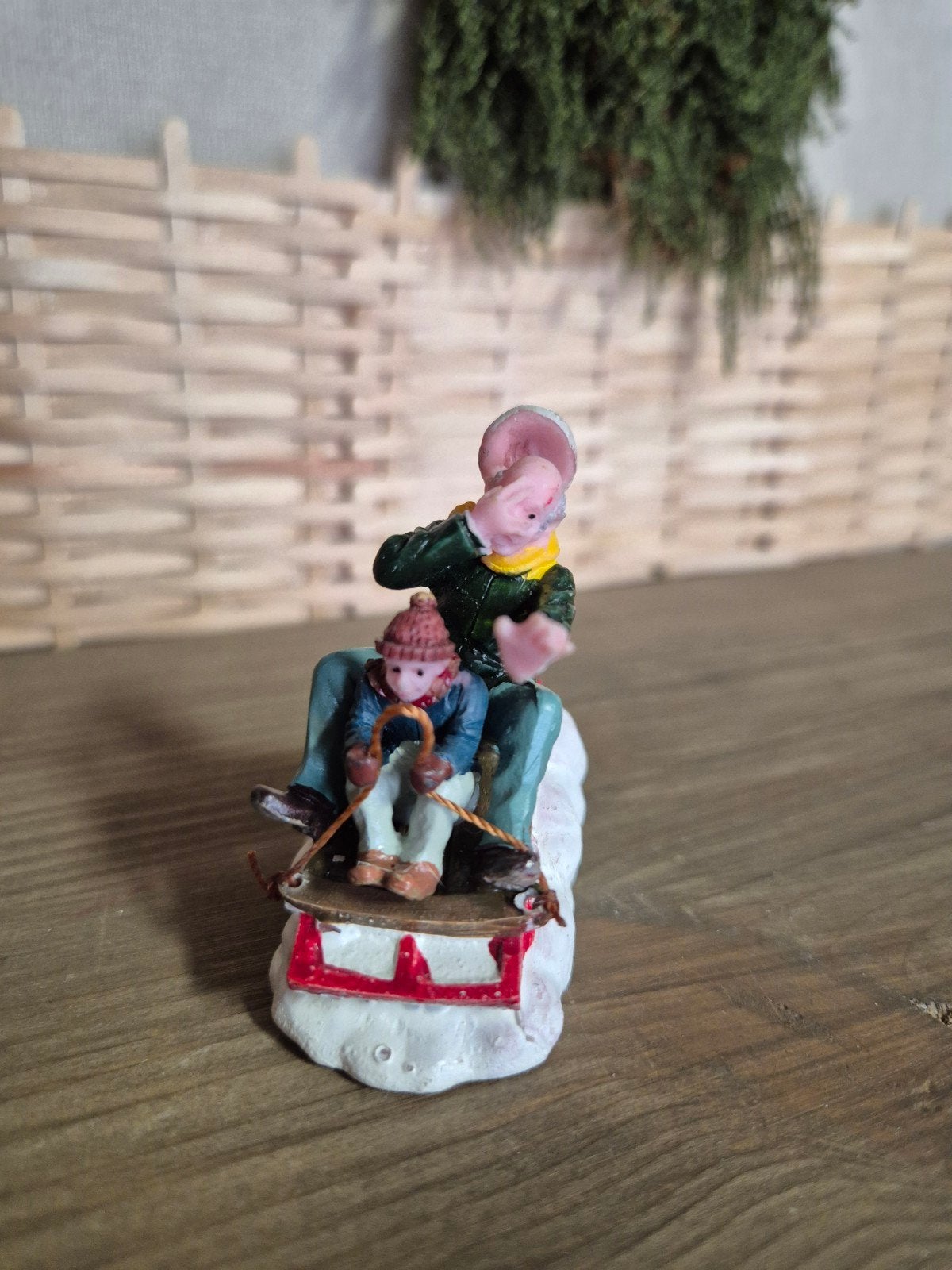 Lemax figuur 10 kerstdorp kersthuisjes, Diversen, Ophalen of Verzenden, Zo goed als nieuw