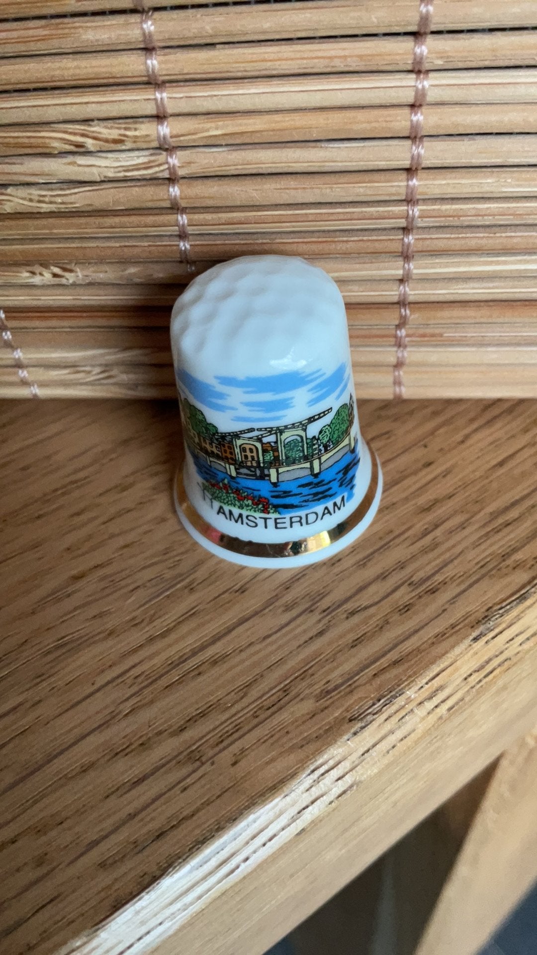 Amsterdam vingerhoed vingerhoedje vingerhoedjes, Verzenden, Nieuw, Porselein, Nederland