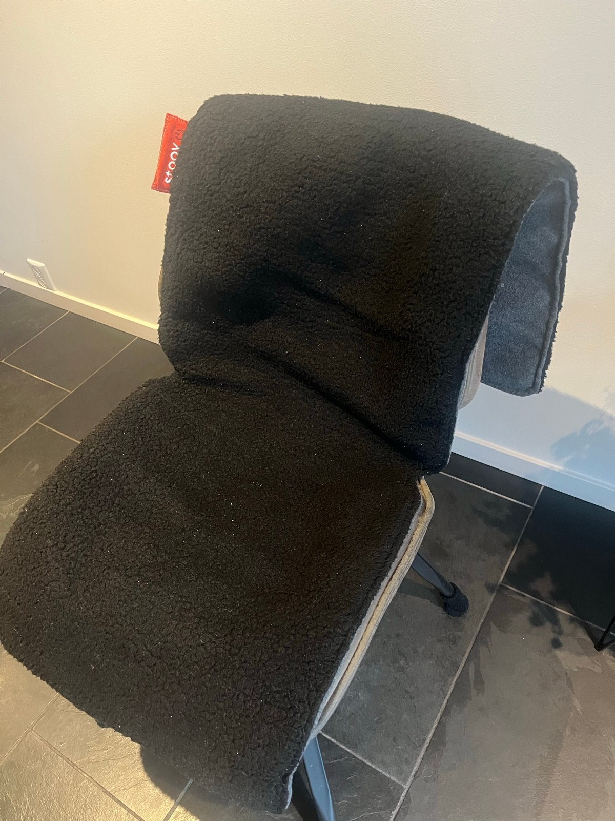 Stoov Big Hug XL Woolly Draadloos Warmtedeken (18W), Ophalen, Zwart, Zo goed als nieuw, Modern