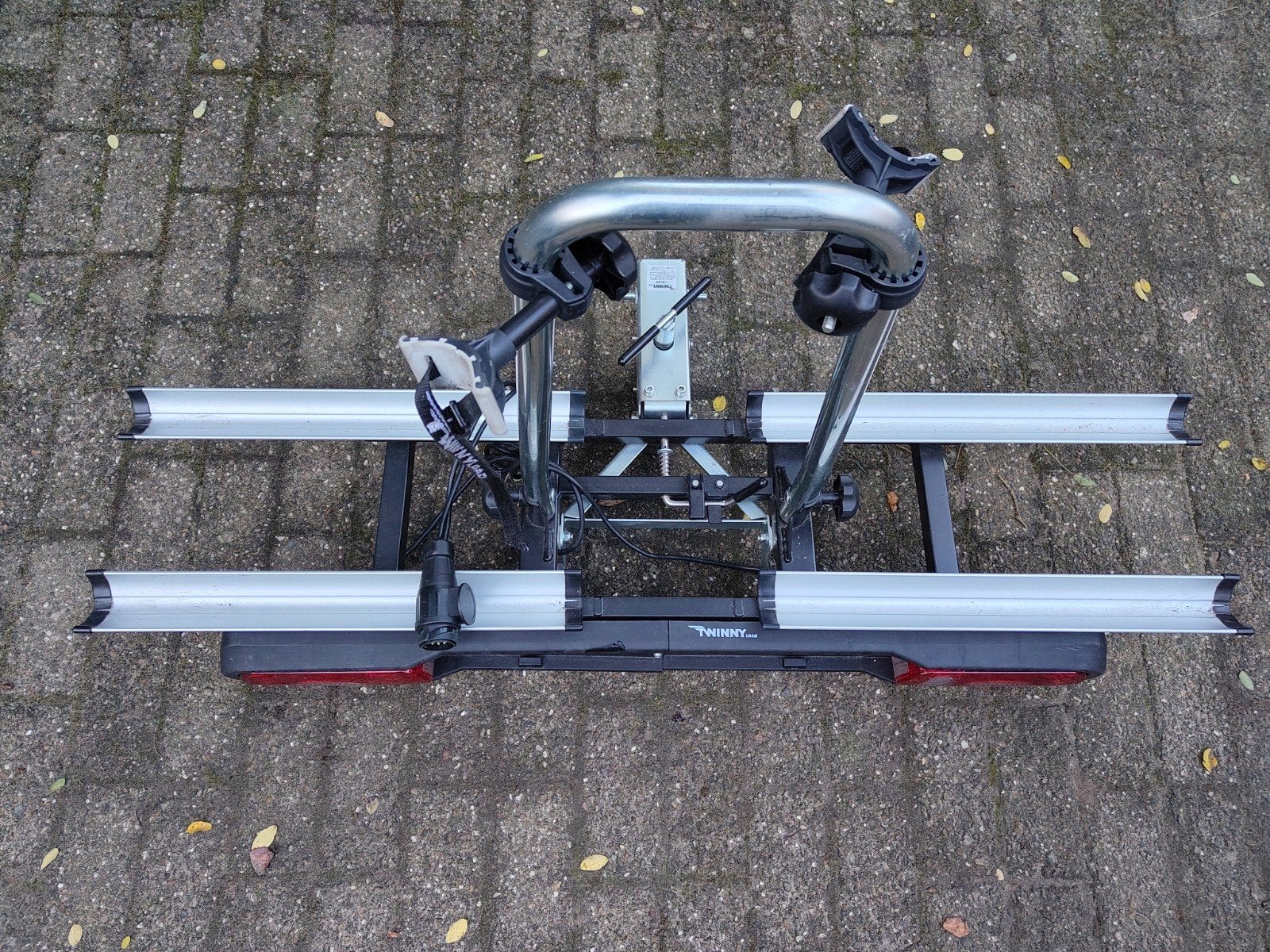 Twinny Load e-Base fietsendrager met slot, Auto diversen, Ophalen, Gebruikt, 2 fietsen, Trekhaakdrager