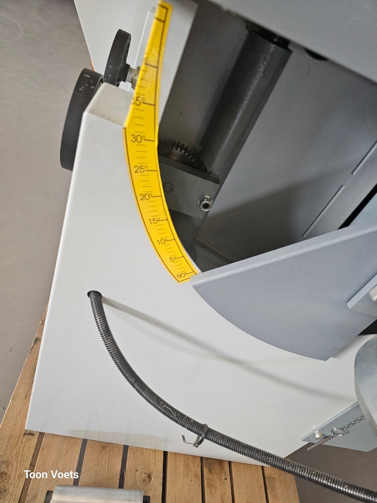 Foto 10 van Kantenschuurmachine Volpato ook voor fineerkanten te schuren
