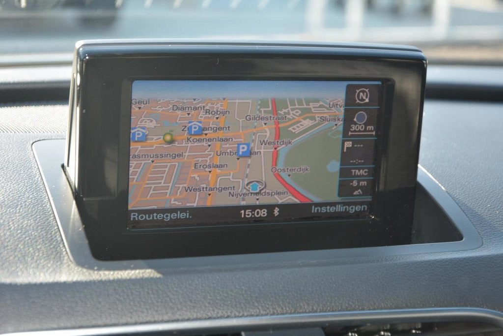 Audi Q3 2.0 TFSI quattro S Edition AUT|Clima|Cruise|NAVI|Goe, Auto's, Audi, Euro 5, Gebruikt, 4 cilinders, Leder en Stof