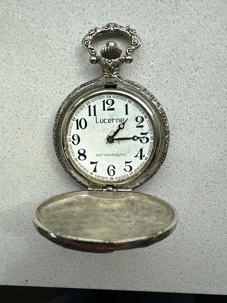 Oude Lucerne zakhorloge, Sieraden, Tassen en Uiterlijk, Horloges | Antiek, Overige merken, Overige materialen, Zakhorloge, Ophalen of Verzenden