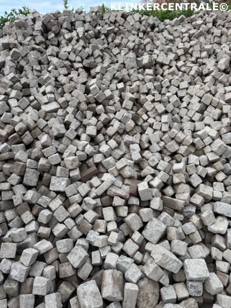 KORTING 875m2 grijs antraciet Portugees natuursteen keitjes, Bij dit gebruikte product niet meer te achterhalen., Gebruikt, Verzenden