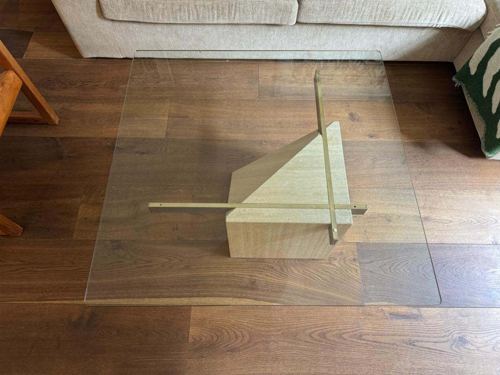 Mooie Travertin Bijzettafel met Glazen Blad, Huis en Inrichting, Tafels | Salontafels, Ophalen, Gebruikt, Vierkant, 50 tot 100 cm