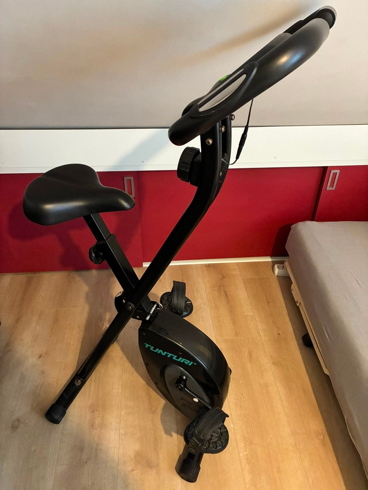 Tunturi Star Fit X100 Hometrainer - Opvouwbaar, Ophalen, Gebruikt, Metaal, Benen