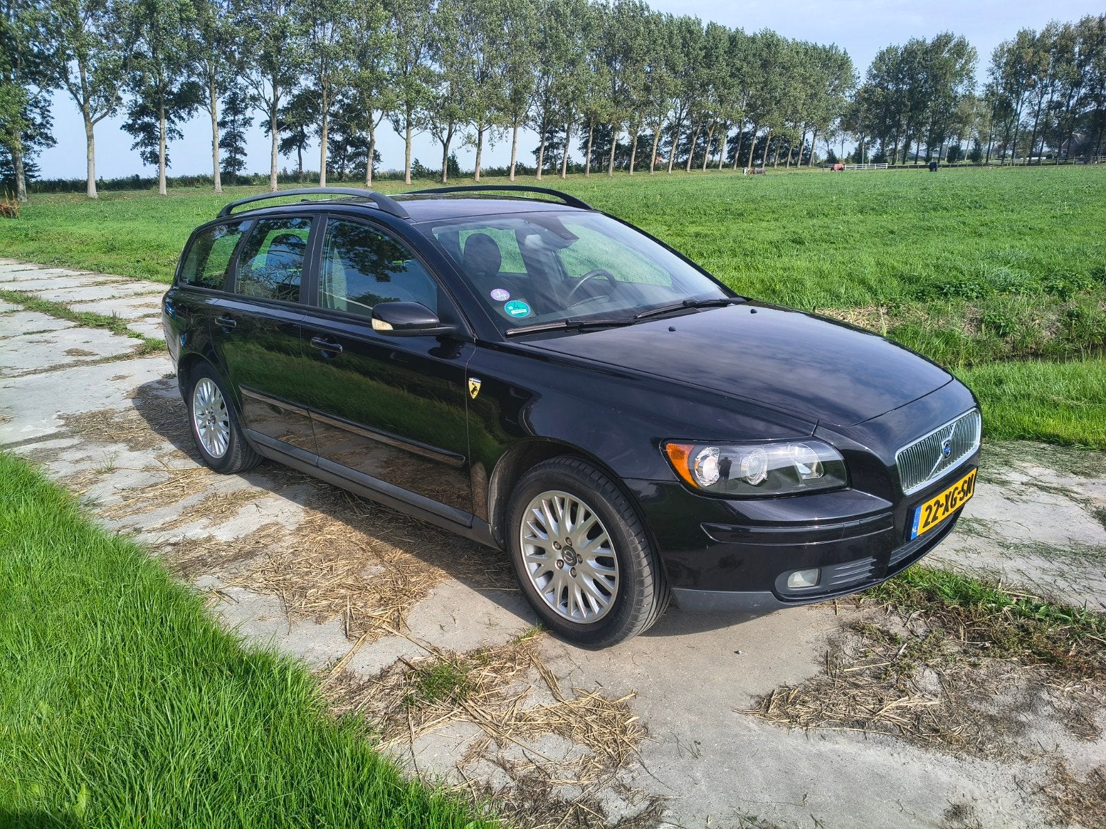 Volvo V50 2.4 140PK 2006 LPG G3 NIEUWE APK, Voorwielaandrijving, Zwart, 700 kg, Zwart