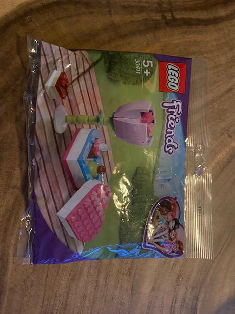 Lego friends: snoepdoos met bloem 30411), Ophalen of Verzenden, Zo goed als nieuw