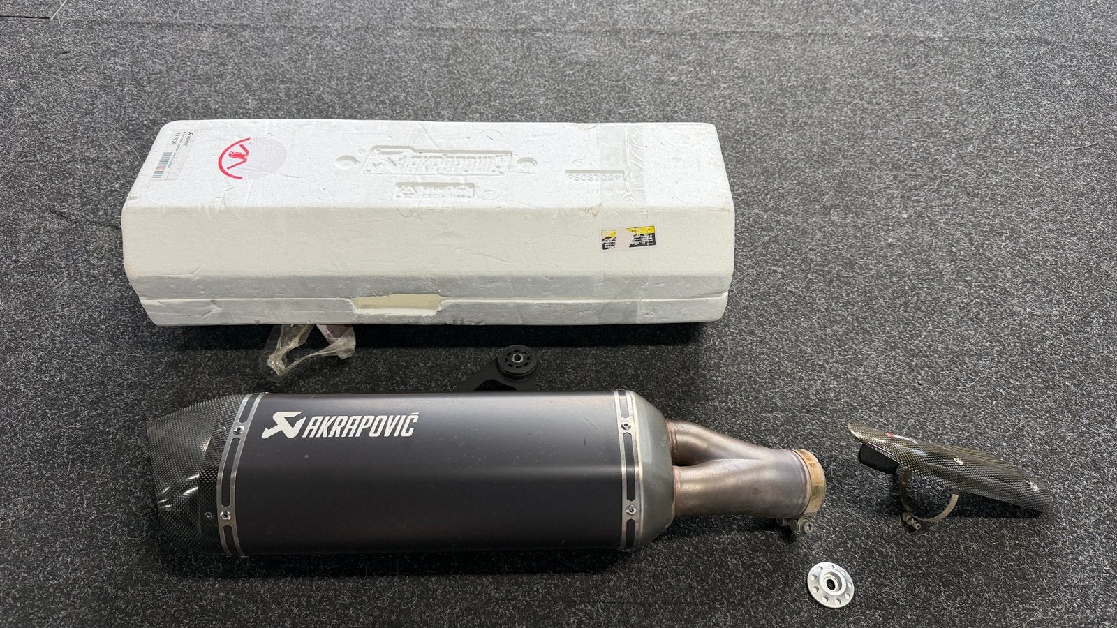 R1200gs AKRAPOVIC met e-keur, Motoren, Ophalen, Gebruikt