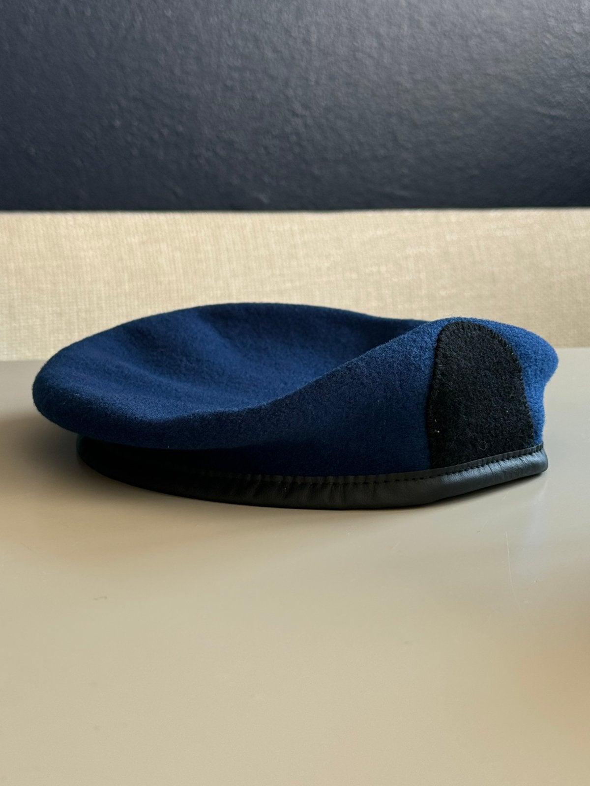 Nieuwe Plein Ciel Baret - Marechaussee KMar, Ophalen of Verzenden, Landmacht, Nederland