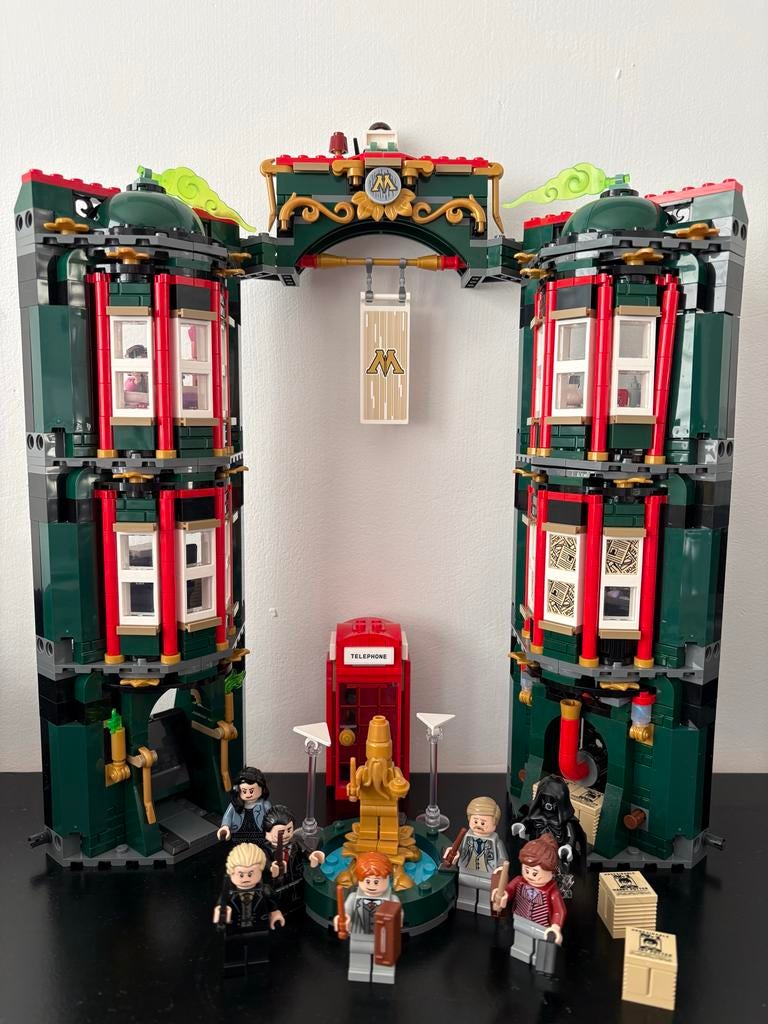 LEGO Harry Potter 76403 Het Ministerie van Toverkunst, Lego, Harry Potter, Ophalen of Verzenden, Zo goed als nieuw