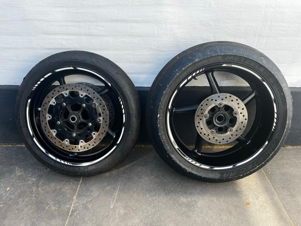 Complete Yamaha R1 Velgenset (2008) schijven tandwielen, Ophalen of Verzenden, Gebruikt
