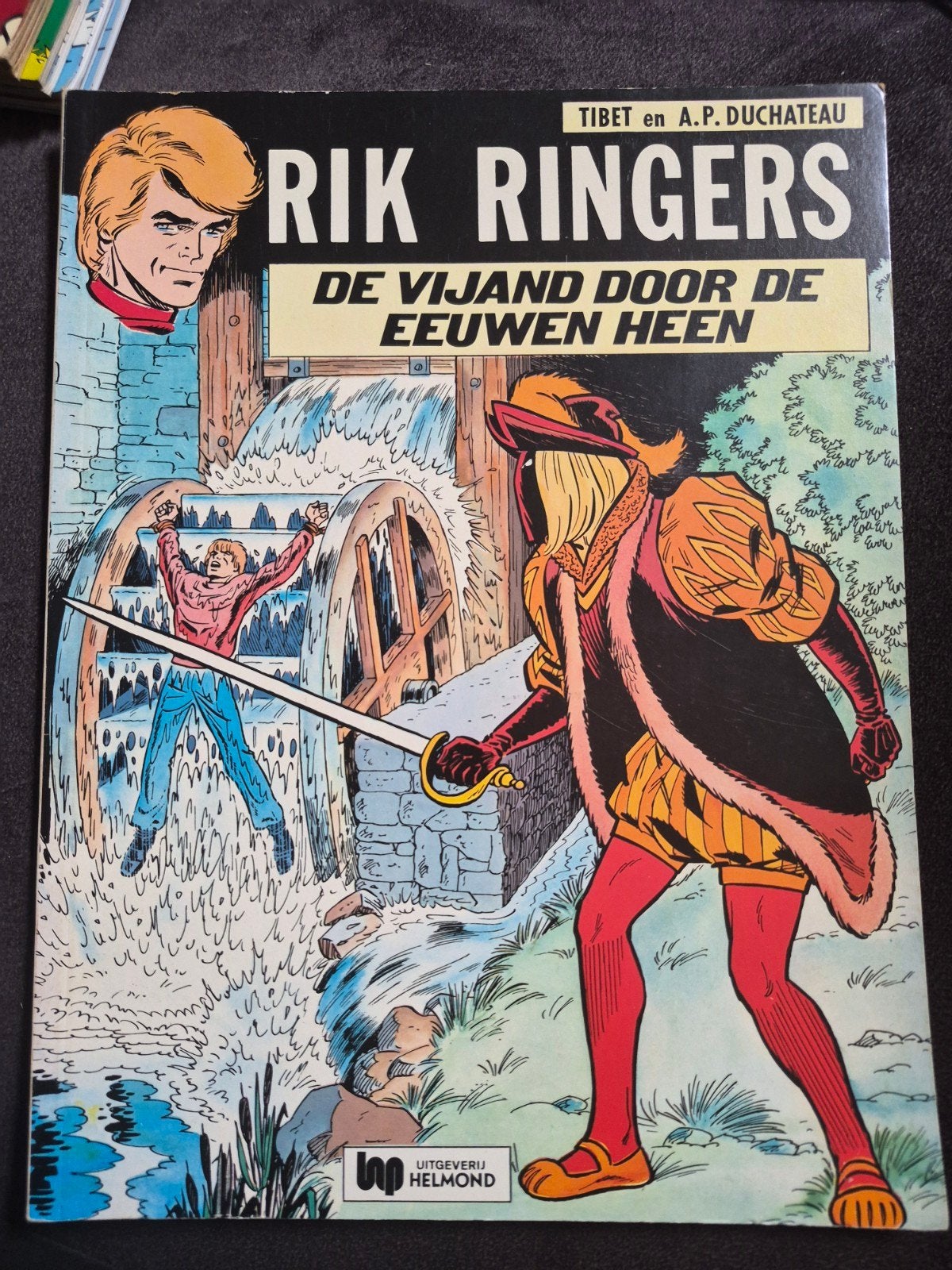 Rik Ringers - De Vijand Door De Eeuwen Heen (1e druk), Boeken, Stripboeken, Eén stripboek, Ophalen of Verzenden, Nieuw