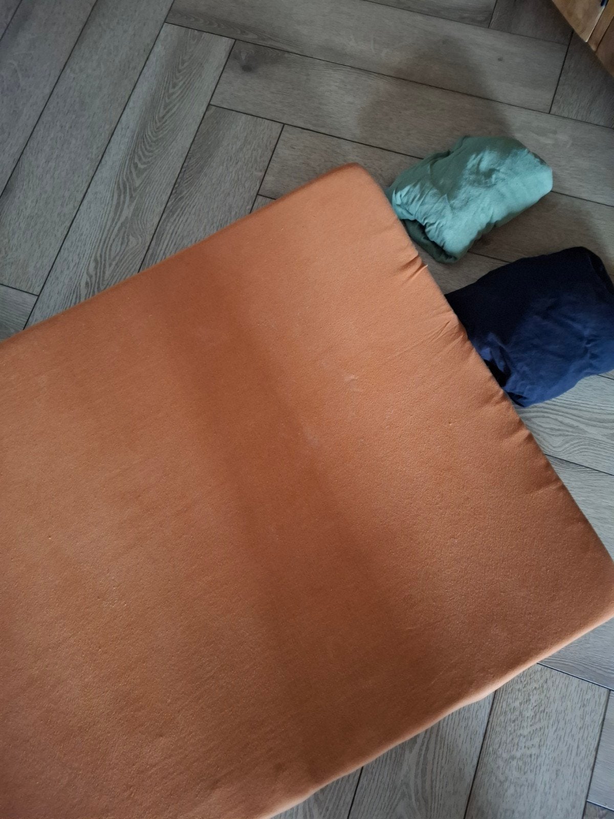 Boxmatras met hoeslakens, Ophalen of Verzenden, Gebruikt