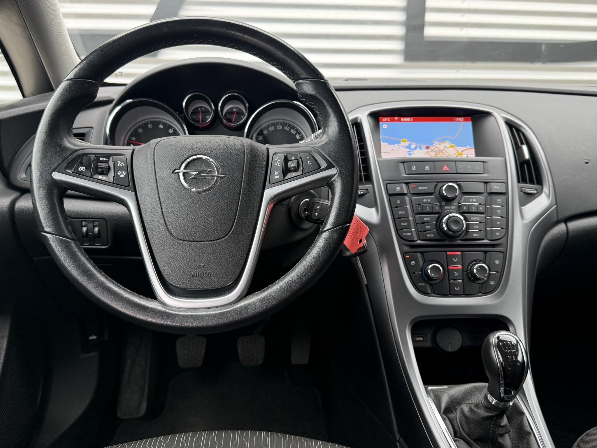 Opel Astra Sports Tourer 1.4 Turbo Blitz 1e Eigenaar|Navi|Ai, Auto's, Voorwielaandrijving, Stof, Gebruikt, 4 cilinders