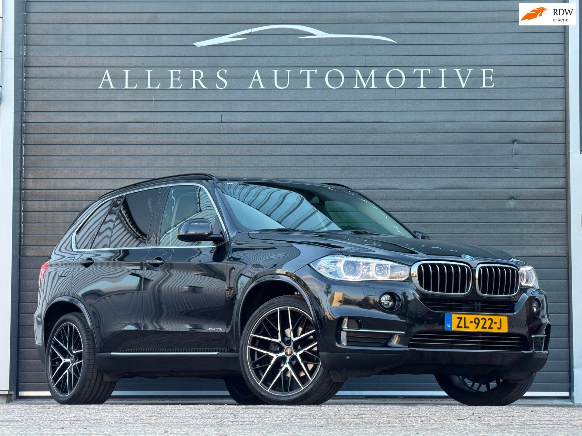 BMW X5 XDrive35i High Executive|PANO|CAMERA|ELEKTRISCHE VERS, Auto's, LED verlichting, Gebruikt, Zwart, Leder