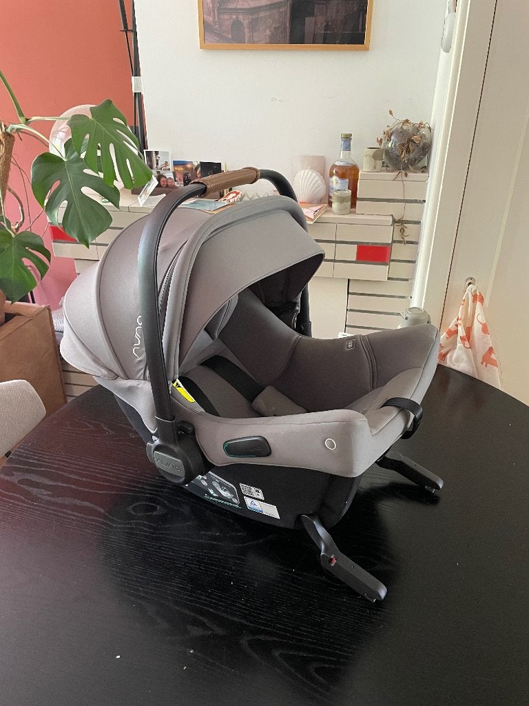 Nuna Pipa Urbn - autostoeltje met ingebouwde isofix, Verstelbare rugleuning, Zo goed als nieuw, Isofix, 0 t/m 13 kg