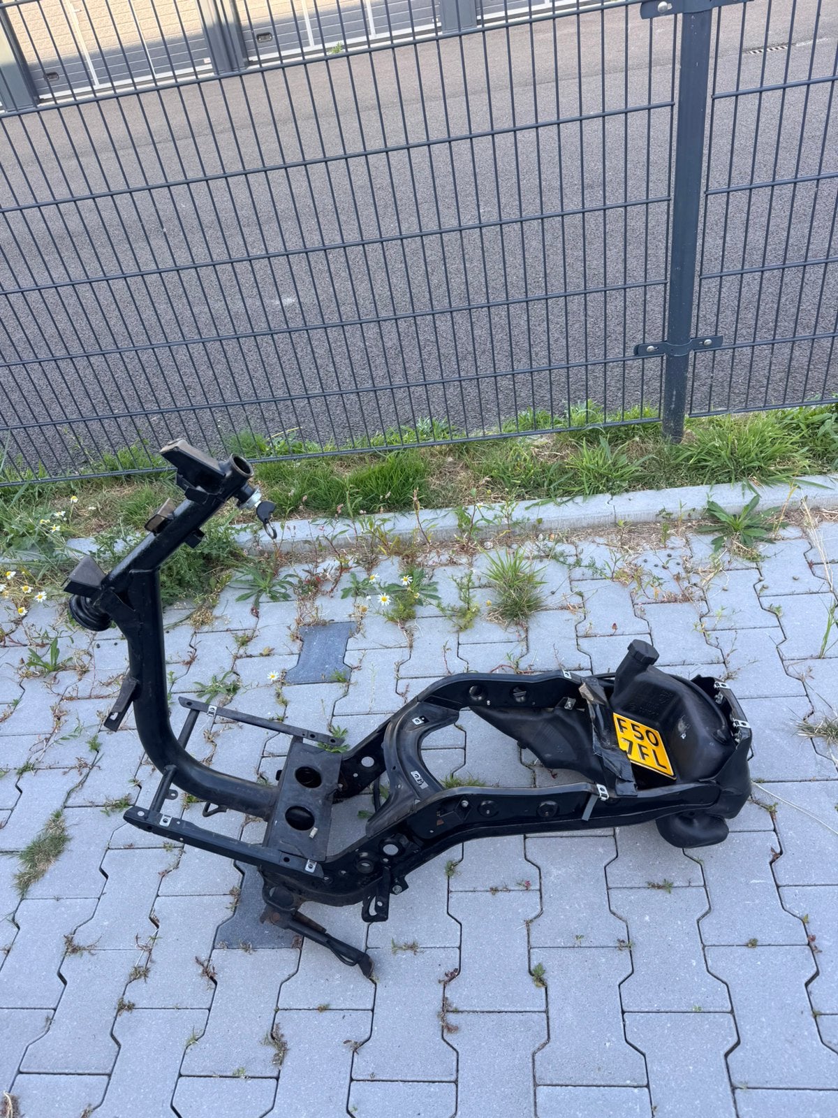 Piaggio zip 2000 BROM frame ~ 2012 ~ prijs is vast!!, Ophalen of Verzenden, D, D, D