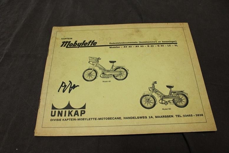 Kaptein Mobylette AV40 AV50 G40 G50 1974 onderdelen boek, Ophalen of Verzenden, Gebruikt