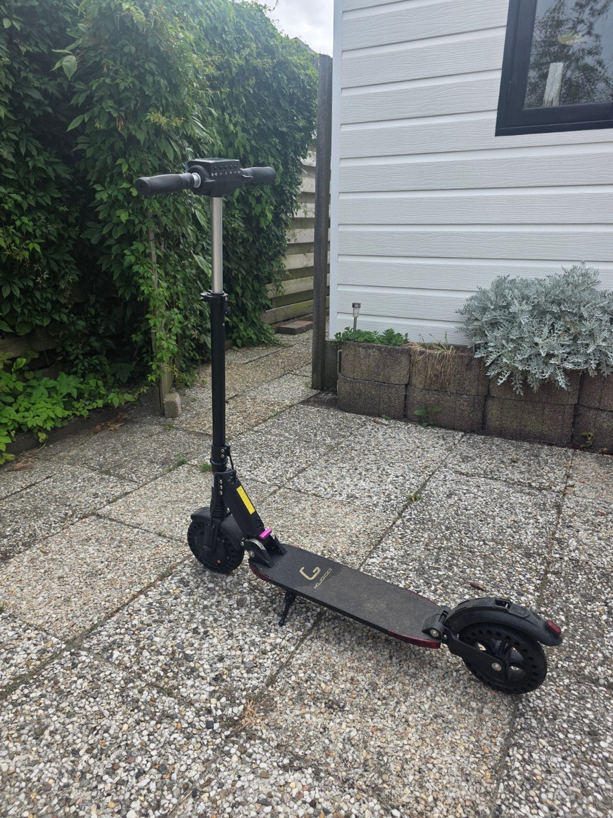 KuGoo elektrische step - Zo goed als nieuw, Ophalen, Zo goed als nieuw, Elektrische step (E-scooter), KuGoo
