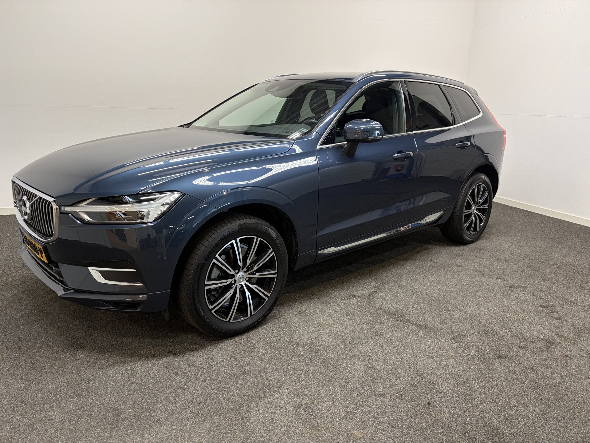 Volvo XC60 2.0 T5 250pk AUT8 Inscription Trekhaak 2400kg/ Le, Gebruikt, Blauw, Bedrijf, XC60