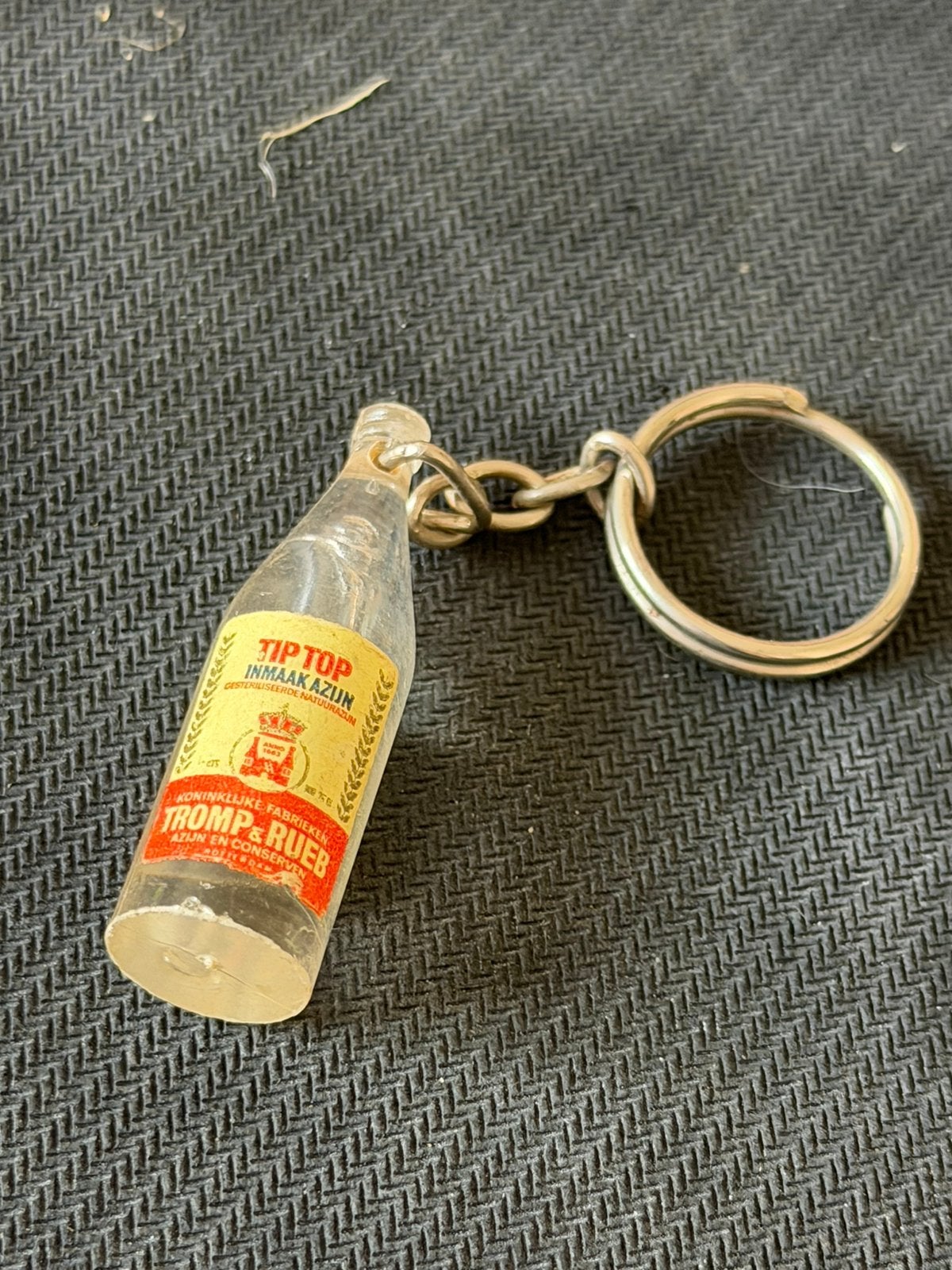 Originele Tromp & Rueb ‘Tip Top Inmaakazijn’ uit 1965, Verzamelen, Sleutelhangers, Verzenden, Zo goed als nieuw, Merk