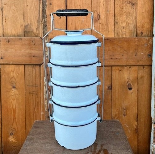Emaille lunchtrommel tiffin dabba origineel 5 bakken hengsel, Ophalen of Verzenden